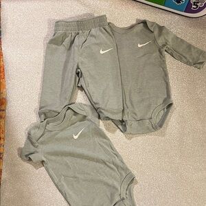 Nike Kids Gray Bodysuit Set